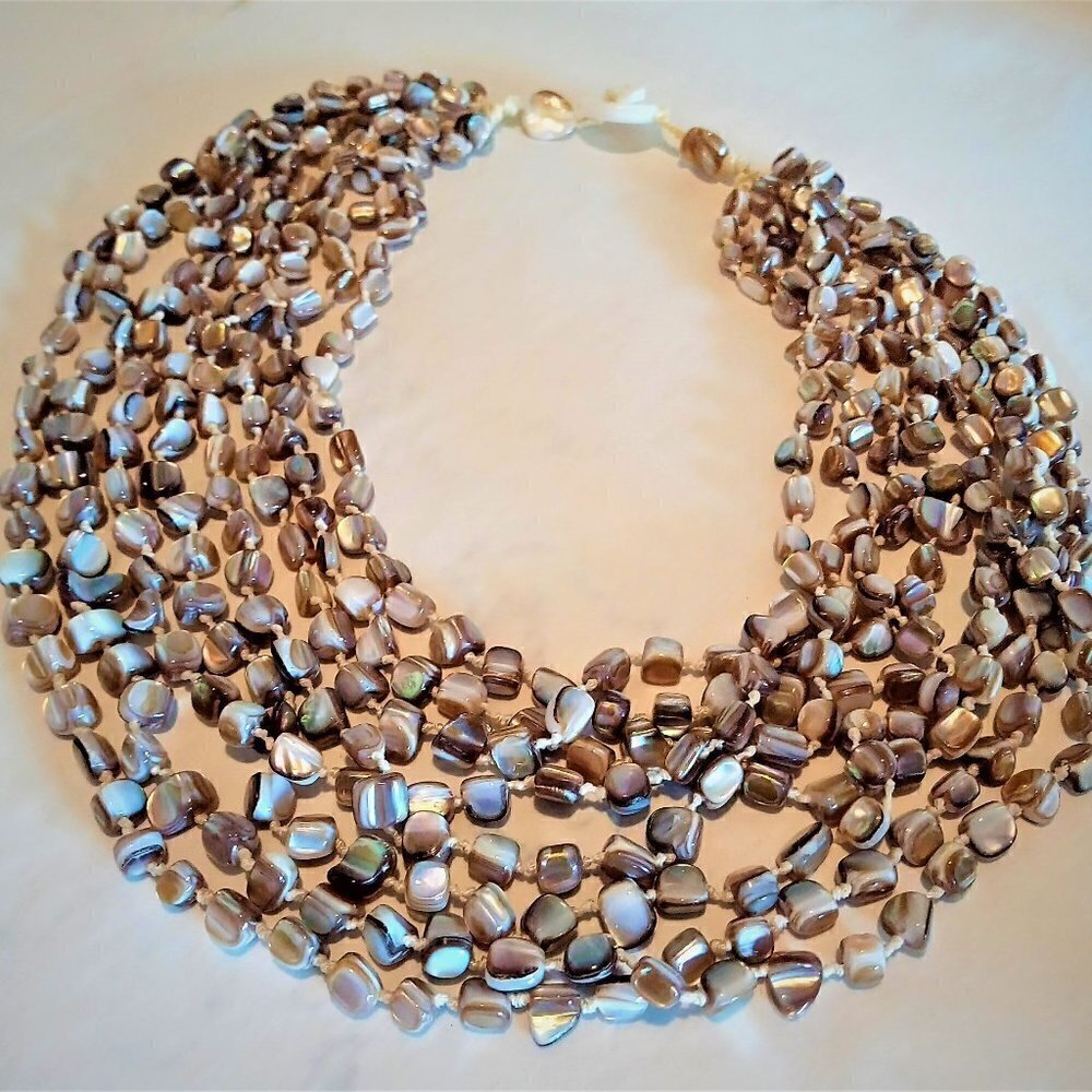 Graduated Multi-Strand Shell Bead Necklace - Picture 2 of 4